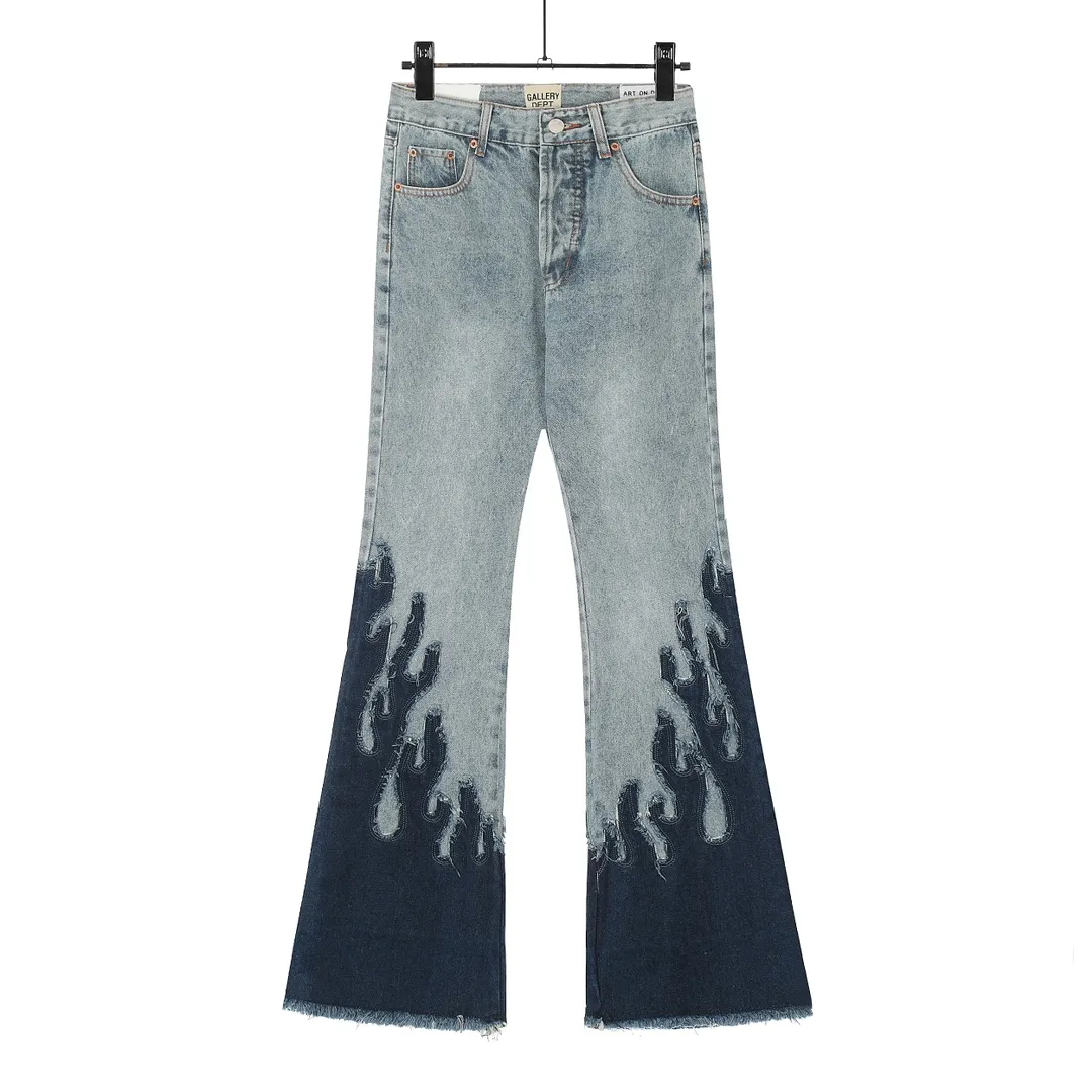 #8019 P250💰 GALLERY DEPT. Denim splicing flames🔥flare pants washed and distressed spliced jeans -Original purchase and pattern making to truly restore the ultimate vintage texture -Original hardware accessories, washed and other elevators, QR code analysis are all purchased from the original factory, with high degree of restoration, you are welcome to compare with a certain product ~ -Three-dimensional version Loose and comfortable, not picky about the figure, taller and slimmer, factory Seiko, original factory quality control, same style for men and women, can be matched with couples Versatile recommendation: must-have jeans for all seasons Color: blue Size: S-XXL (28-36)